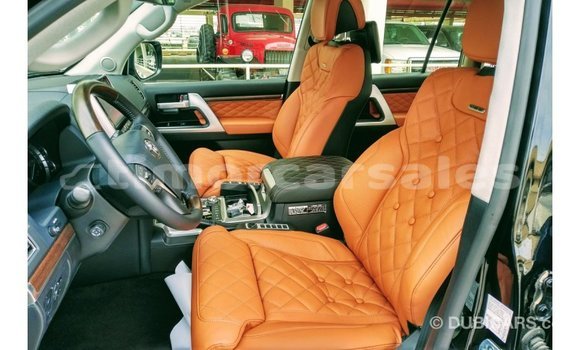 Buy Import Toyota Land Cruiser Black Car in Import - Dubai in Aileu Buy Import Toyota Land Cruiser Black Car in Import - Dubai in Aileu