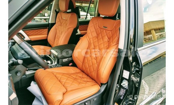 Buy Import Toyota Land Cruiser Black Car in Import - Dubai in Aileu Buy Import Toyota Land Cruiser Black Car in Import - Dubai in Aileu
