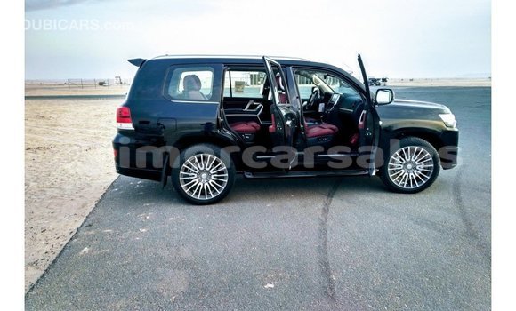 Buy Import Toyota Land Cruiser Black Car in Import - Dubai in Aileu Buy Import Toyota Land Cruiser Black Car in Import - Dubai in Aileu