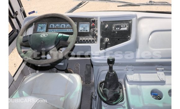 Buy Import TATA Xenon White Car in Import - Dubai in Aileu