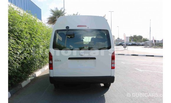 Buy Import Toyota Hiace White Car in Import - Dubai in Aileu Buy Import Toyota Hiace White Car in Import - Dubai in Aileu