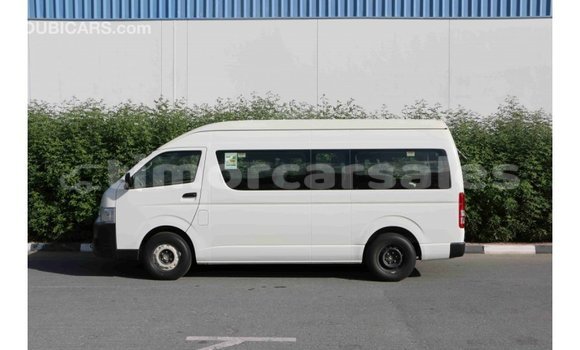 Buy Import Toyota Hiace White Car in Import - Dubai in Aileu Buy Import Toyota Hiace White Car in Import - Dubai in Aileu