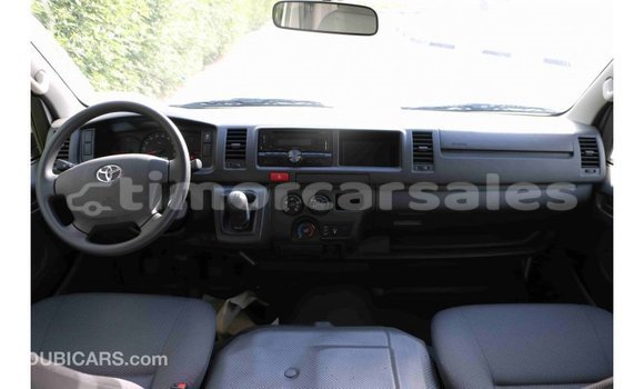 Buy Import Toyota Hiace White Car in Import - Dubai in Aileu Buy Import Toyota Hiace White Car in Import - Dubai in Aileu
