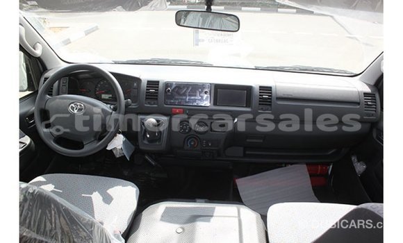 Buy Import Toyota Hiace White Car in Import - Dubai in Aileu Buy Import Toyota Hiace White Car in Import - Dubai in Aileu