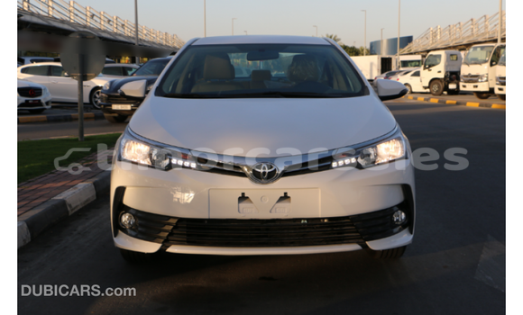 Buy Import Toyota Corolla White Car in Import - Dubai in Aileu Buy Import Toyota Corolla White Car in Import - Dubai in Aileu