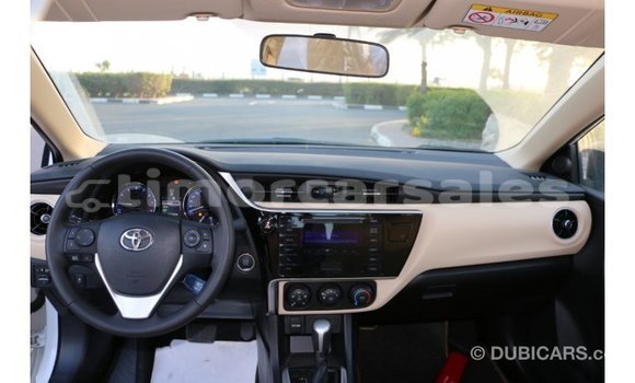Buy Import Toyota Corolla White Car in Import - Dubai in Aileu Buy Import Toyota Corolla White Car in Import - Dubai in Aileu