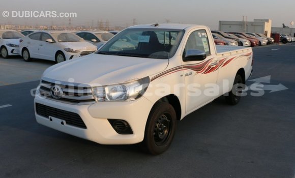 Buy Import Toyota Hilux White Car in Import - Dubai in Aileu Buy Import Toyota Hilux White Car in Import - Dubai in Aileu