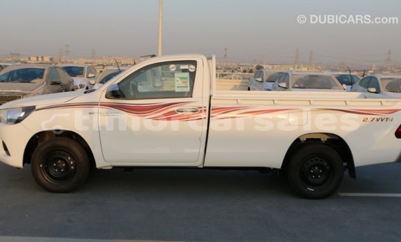 Buy Import Toyota Hilux White Car in Import - Dubai in Aileu Buy Import Toyota Hilux White Car in Import - Dubai in Aileu