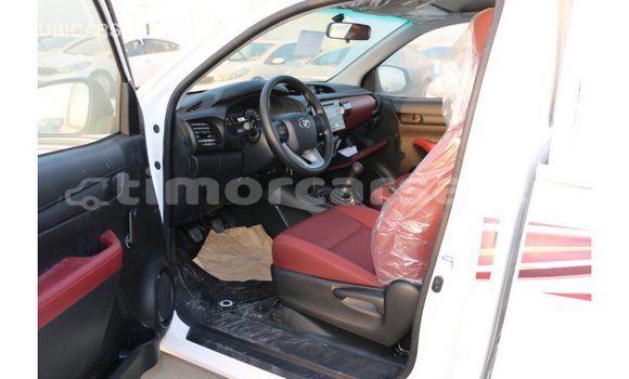 Buy Import Toyota Hilux White Car in Import - Dubai in Aileu Buy Import Toyota Hilux White Car in Import - Dubai in Aileu