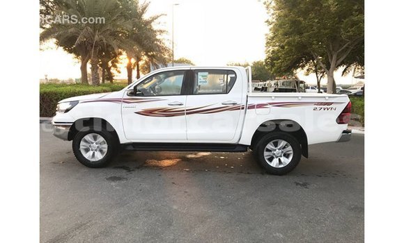 Buy Import Toyota Hilux White Car in Import - Dubai in Aileu Buy Import Toyota Hilux White Car in Import - Dubai in Aileu