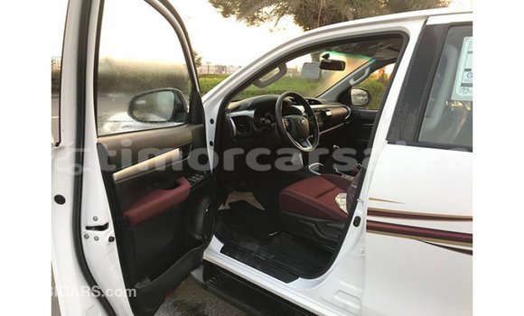 Buy Import Toyota Hilux White Car in Import - Dubai in Aileu Buy Import Toyota Hilux White Car in Import - Dubai in Aileu