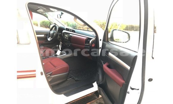 Buy Import Toyota Hilux White Car in Import - Dubai in Aileu Buy Import Toyota Hilux White Car in Import - Dubai in Aileu