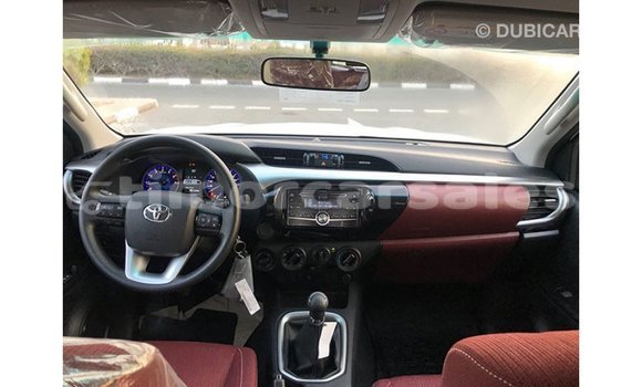 Buy Import Toyota Hilux White Car in Import - Dubai in Aileu Buy Import Toyota Hilux White Car in Import - Dubai in Aileu