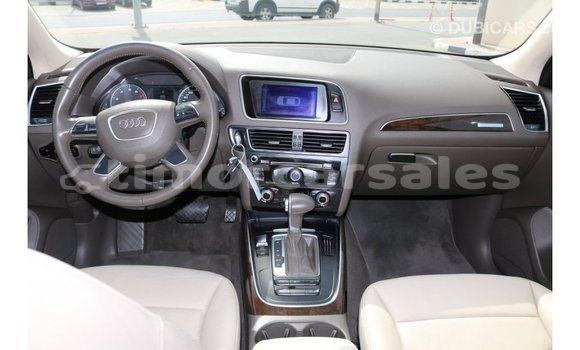Buy Import Audi Q5 Brown Car in Import - Dubai in Aileu