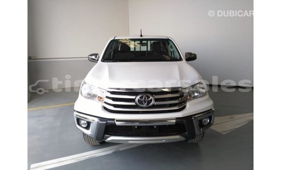 Buy Import Toyota Hilux White Car in Import - Dubai in Aileu Buy Import Toyota Hilux White Car in Import - Dubai in Aileu
