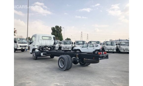 Buy Import Mitsubishi L400 White Truck in Import - Dubai in Aileu Buy Import Mitsubishi L400 White Truck in Import - Dubai in Aileu