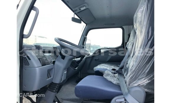 Buy Import Mitsubishi L400 White Truck in Import - Dubai in Aileu Buy Import Mitsubishi L400 White Truck in Import - Dubai in Aileu