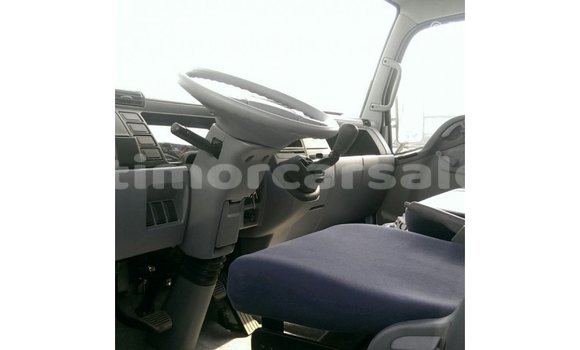 Buy Import Mitsubishi L400 White Truck in Import - Dubai in Aileu