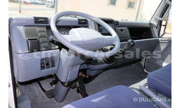 Buy Import Mitsubishi L400 White Truck in Import - Dubai in Aileu