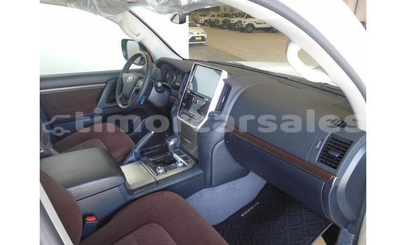 Buy Import Toyota Land Cruiser Other Car in Import - Dubai in Aileu Buy Import Toyota Land Cruiser Other Car in Import - Dubai in Aileu