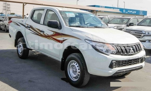 Buy Import Mitsubishi L200 White Car in Import - Dubai in Aileu Buy Import Mitsubishi L200 White Car in Import - Dubai in Aileu