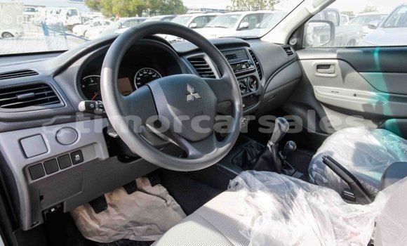 Buy Import Mitsubishi L200 White Car in Import - Dubai in Aileu Buy Import Mitsubishi L200 White Car in Import - Dubai in Aileu