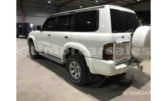 Buy Import Nissan Patrol White Car in Import - Dubai in Aileu Buy Import Nissan Patrol White Car in Import - Dubai in Aileu