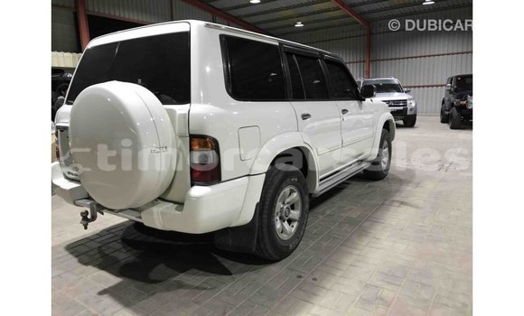 Buy Import Nissan Patrol White Car in Import - Dubai in Aileu Buy Import Nissan Patrol White Car in Import - Dubai in Aileu
