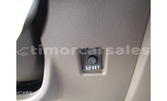 Buy Import Toyota Land Cruiser White Car in Import - Dubai in Aileu Buy Import Toyota Land Cruiser White Car in Import - Dubai in Aileu