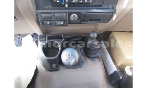 Buy Import Toyota Land Cruiser White Car in Import - Dubai in Aileu Buy Import Toyota Land Cruiser White Car in Import - Dubai in Aileu