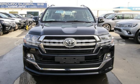 Buy Import Toyota Land Cruiser Black Car in Import - Dubai in Aileu Buy Import Toyota Land Cruiser Black Car in Import - Dubai in Aileu