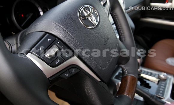 Buy Import Toyota Land Cruiser Black Car in Import - Dubai in Aileu Buy Import Toyota Land Cruiser Black Car in Import - Dubai in Aileu