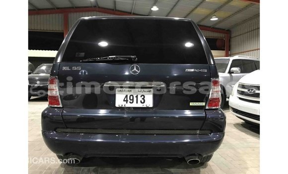 Buy Import Mercedes-Benz 190 (W201) Blue Car in Import - Dubai in Aileu Buy Import Mercedes-Benz 190 (W201) Blue Car in Import - Dubai in Aileu