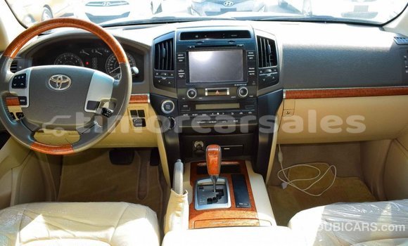 Buy Import Toyota Land Cruiser Other Car in Import - Dubai in Aileu Buy Import Toyota Land Cruiser Other Car in Import - Dubai in Aileu
