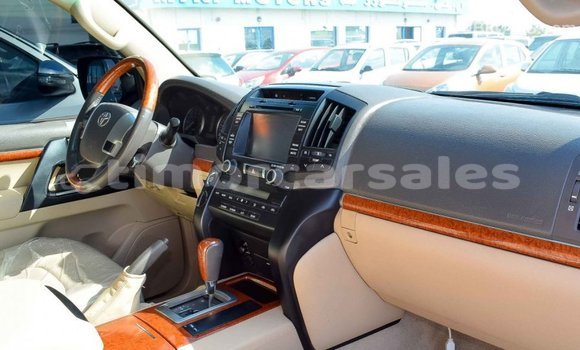 Buy Import Toyota Land Cruiser Other Car in Import - Dubai in Aileu Buy Import Toyota Land Cruiser Other Car in Import - Dubai in Aileu