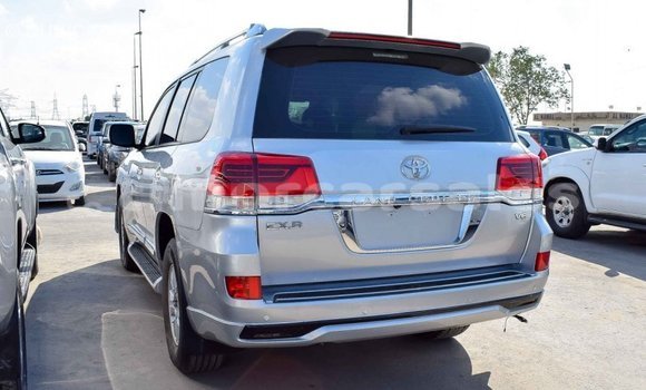 Buy Import Toyota Land Cruiser Other Car in Import - Dubai in Aileu Buy Import Toyota Land Cruiser Other Car in Import - Dubai in Aileu