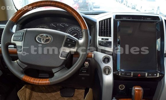 Buy Import Toyota Land Cruiser Other Car in Import - Dubai in Aileu Buy Import Toyota Land Cruiser Other Car in Import - Dubai in Aileu