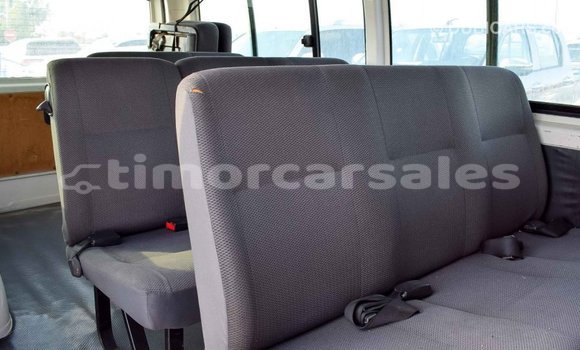 Buy Import Toyota Hiace White Car in Import - Dubai in Aileu Buy Import Toyota Hiace White Car in Import - Dubai in Aileu