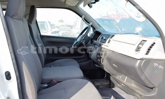 Buy Import Toyota Hiace White Car in Import - Dubai in Aileu Buy Import Toyota Hiace White Car in Import - Dubai in Aileu