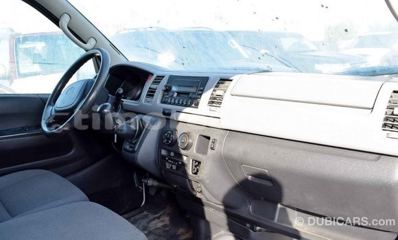 Buy Import Toyota Hiace White Car in Import - Dubai in Aileu Buy Import Toyota Hiace White Car in Import - Dubai in Aileu