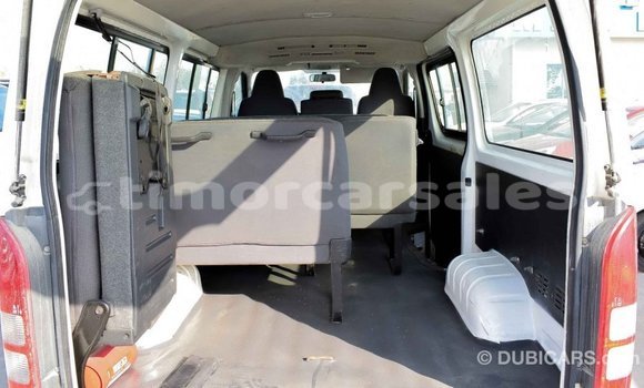 Buy Import Toyota Hiace White Car in Import - Dubai in Aileu Buy Import Toyota Hiace White Car in Import - Dubai in Aileu