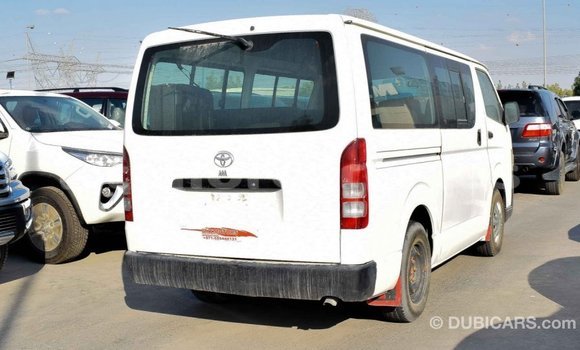 Buy Import Toyota Hiace White Car in Import - Dubai in Aileu Buy Import Toyota Hiace White Car in Import - Dubai in Aileu