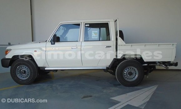 Buy Import Toyota Land Cruiser White Car in Import - Dubai in Aileu Buy Import Toyota Land Cruiser White Car in Import - Dubai in Aileu