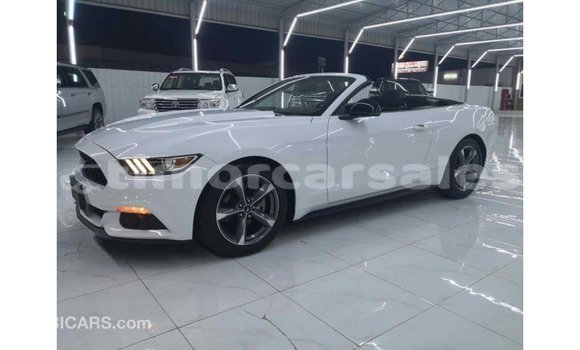 Buy Import Ford Mustang White Car in Import - Dubai in Aileu Buy Import Ford Mustang White Car in Import - Dubai in Aileu