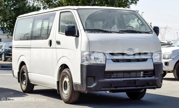 Buy Import Toyota Hiace White Car in Import - Dubai in Aileu Buy Import Toyota Hiace White Car in Import - Dubai in Aileu