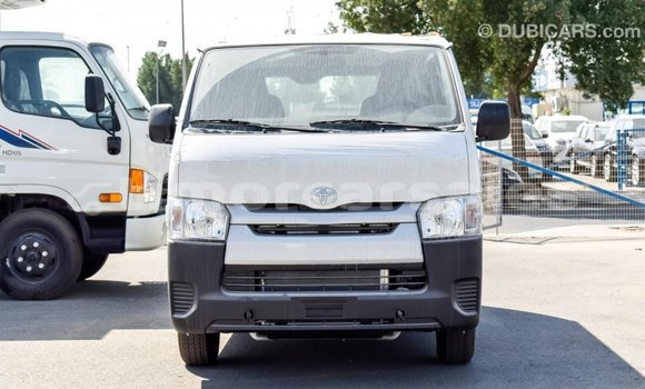 Buy Import Toyota Hiace White Car in Import - Dubai in Aileu Buy Import Toyota Hiace White Car in Import - Dubai in Aileu