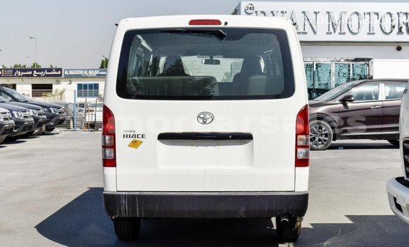 Buy Import Toyota Hiace White Car in Import - Dubai in Aileu Buy Import Toyota Hiace White Car in Import - Dubai in Aileu