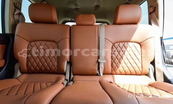Buy Import Toyota Land Cruiser Black Car in Import - Dubai in Aileu Buy Import Toyota Land Cruiser Black Car in Import - Dubai in Aileu