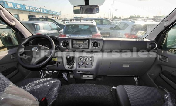 Buy Import Nissan Evalia White Truck in Import - Dubai in Aileu Buy Import Nissan Evalia White Truck in Import - Dubai in Aileu