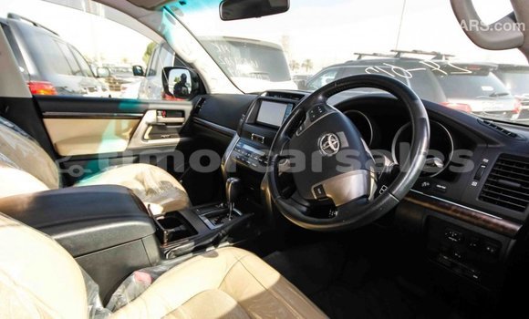 Buy Import Toyota Land Cruiser Black Car in Import - Dubai in Aileu Buy Import Toyota Land Cruiser Black Car in Import - Dubai in Aileu